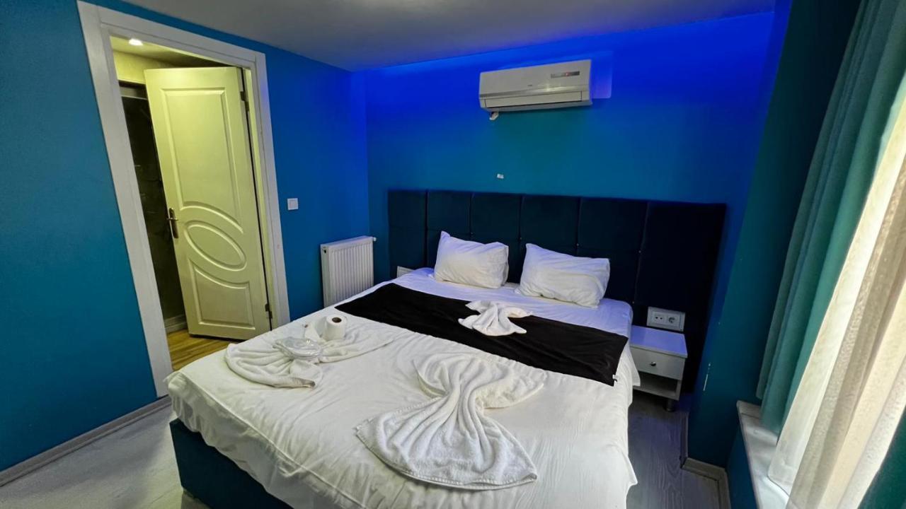 Moon Blue Hotel Истанбул Екстериор снимка