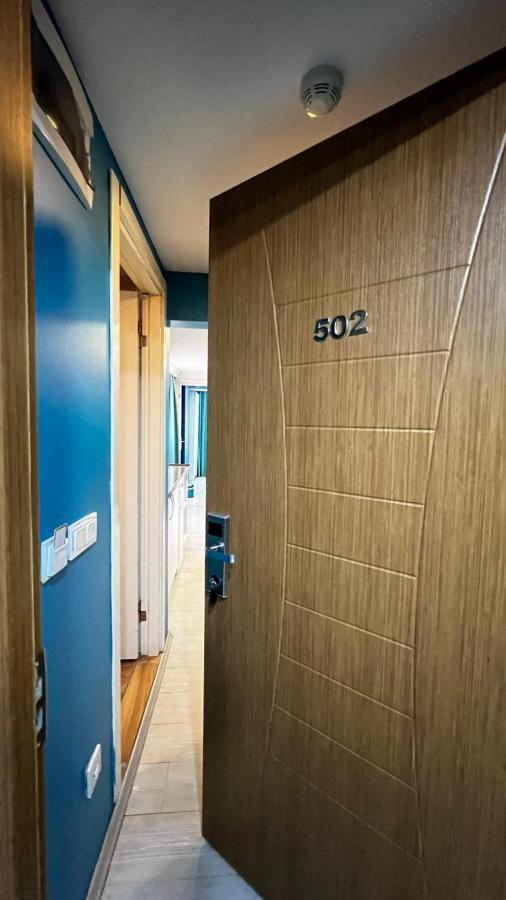 Moon Blue Hotel Истанбул Екстериор снимка