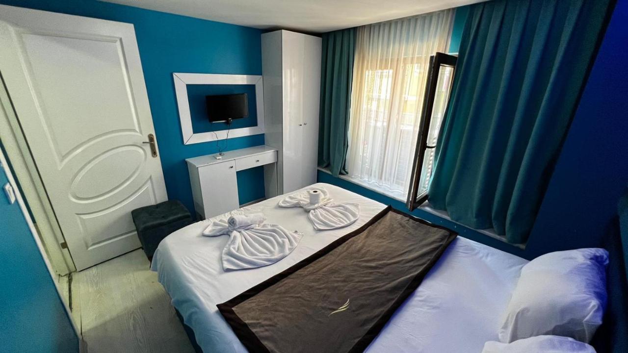 Moon Blue Hotel Истанбул Екстериор снимка